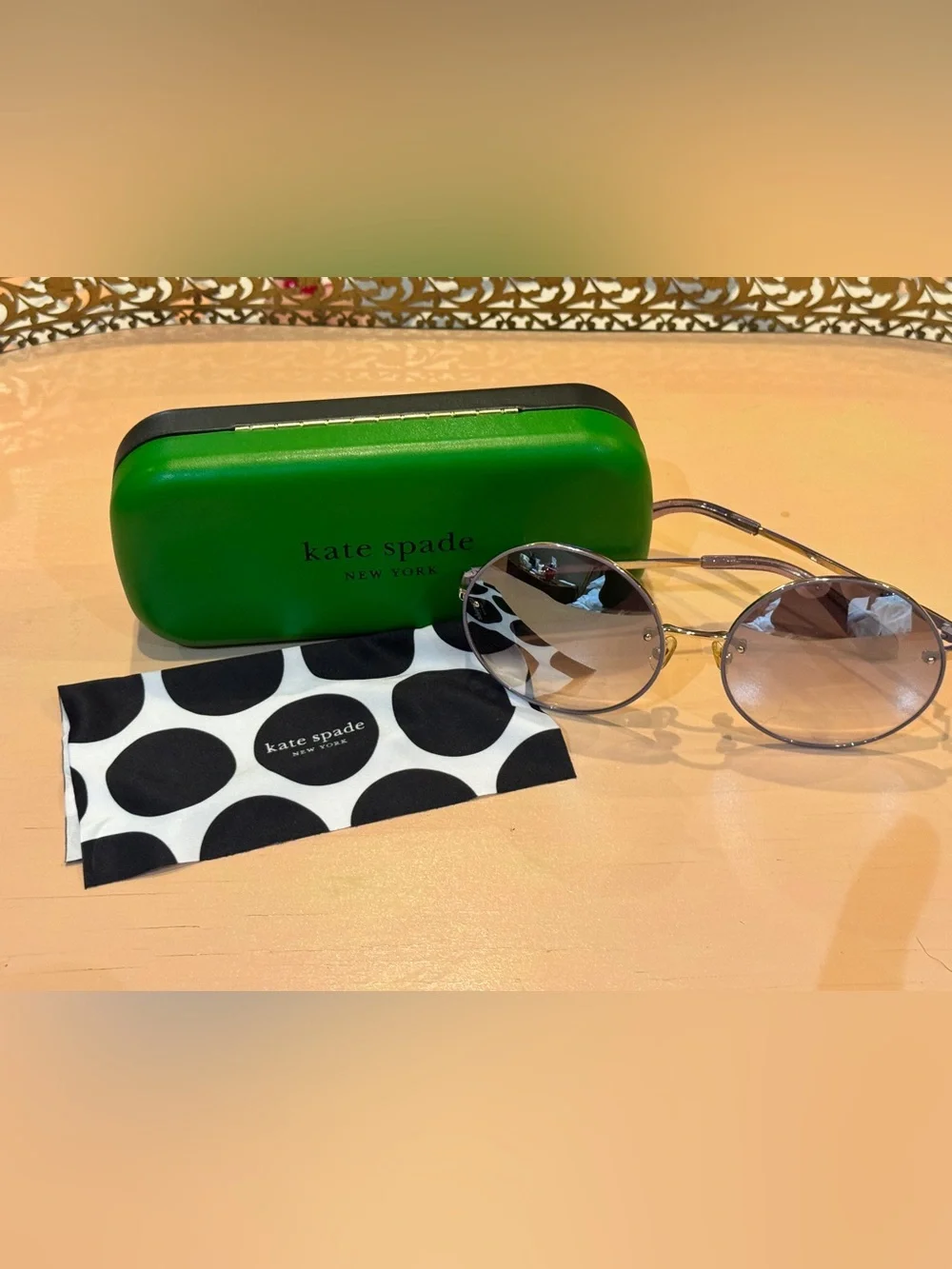 Kate Spade ABIA/F/S8079O Round Sunglasses Gold Glitter Frame Gray Gradient Lens.